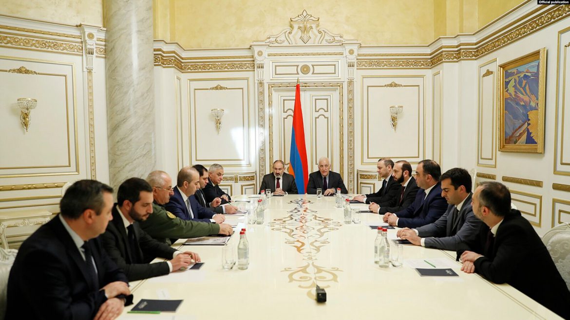 Armenia Offers ‘Immediate’ Peace Talks With Azerbaijan