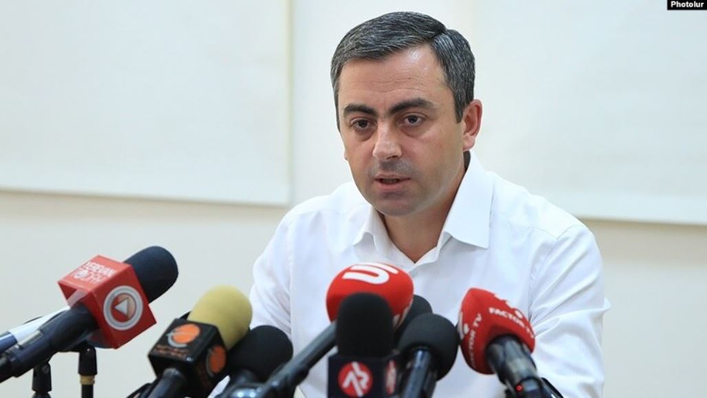 Armenian Opposition To Keep Boycotting Parliament