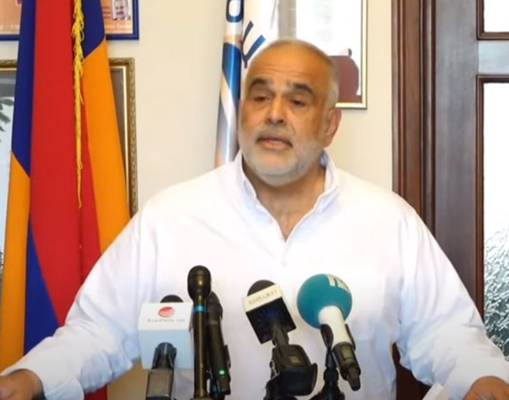 Raffi Hovannisian Reiterates Demand for Pashinyan's Removal, Proposes Provisional Government
