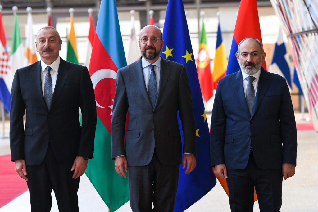 Pashinyan, Aliyev Agree to Draft Peace Deal