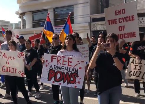 Armenian Youth Federation Holds Protest at Azerbaijani Consulate