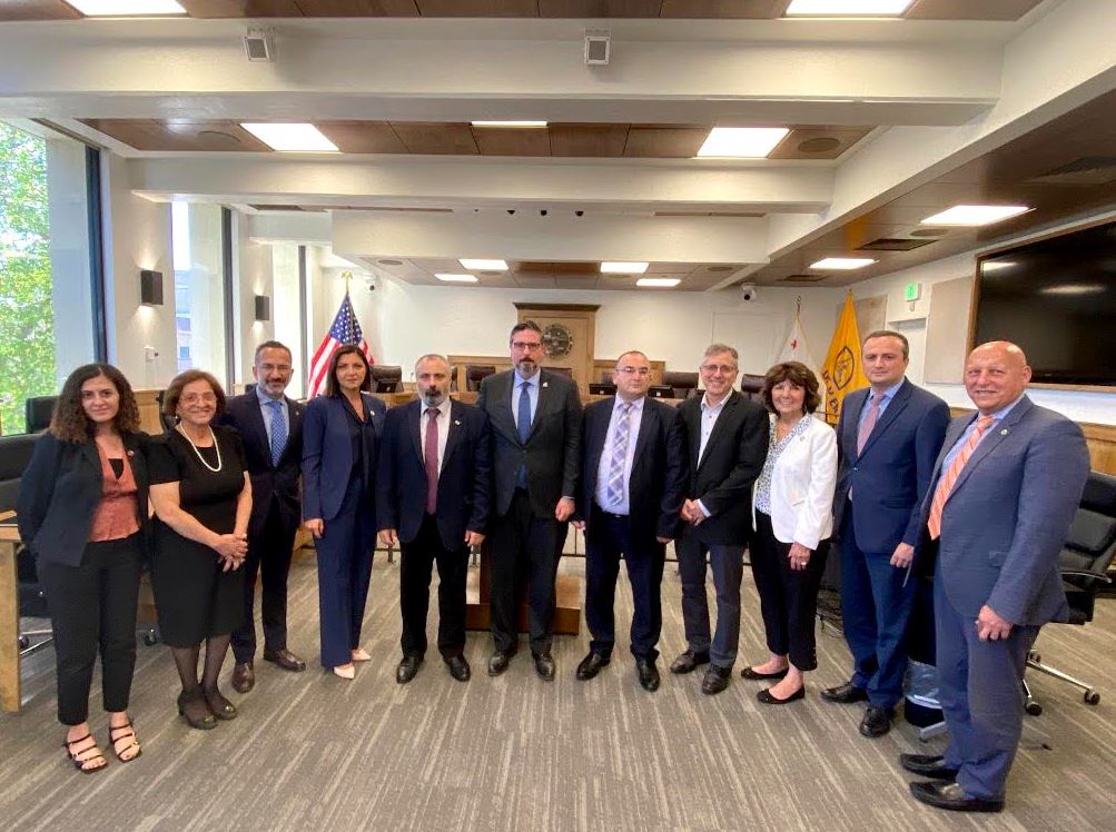 ANCA-Glendale News: Glendale City Council and Foreign Minister of Artsakh Sign Sister City Agreement