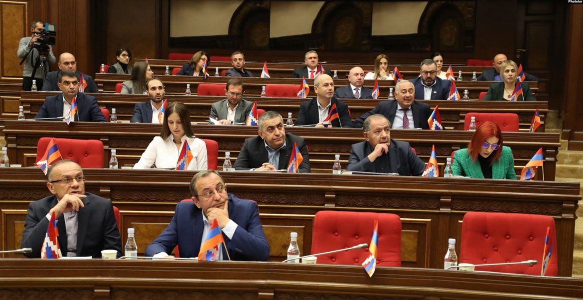 Pashinyan’s Party Rejects Pro-Artsakh Resolution in Parliament