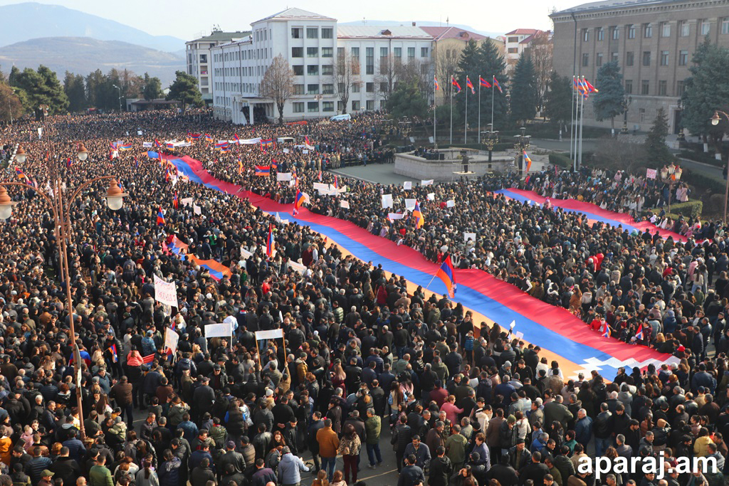 Արցախի Հարազատներուս