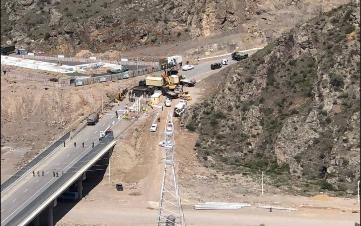 Azerbaijan’s Checkpoint on Berdzor Corridor Worsens Humanitarian Situation in Artsakh