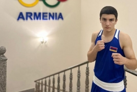 Young Armenian Boxer Beats Azeri Athlete in European Junior Championships