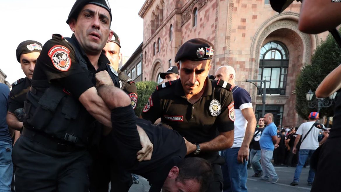 Yerevan Police Brutally Detain War Veterans Demanding Action from Pashinyan Regime on Artsakh Blockade