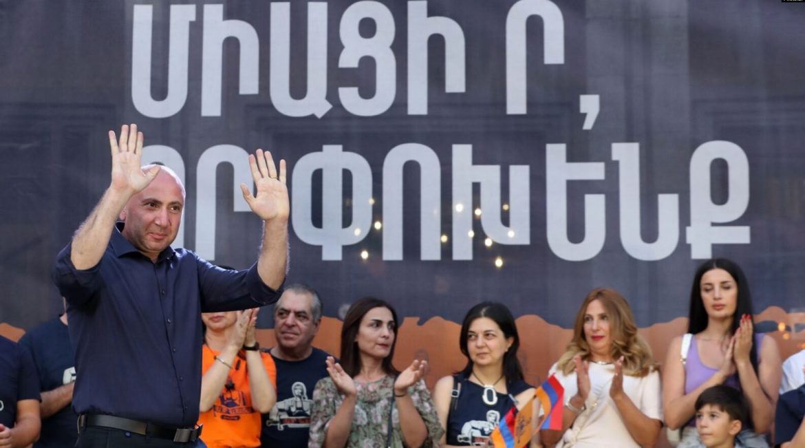 Main Opposition Bloc Backs Yerevan Mayoral Candidate
