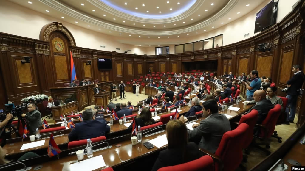 Armenia Ratifies International Court Treaty Amid Tensions With Russia