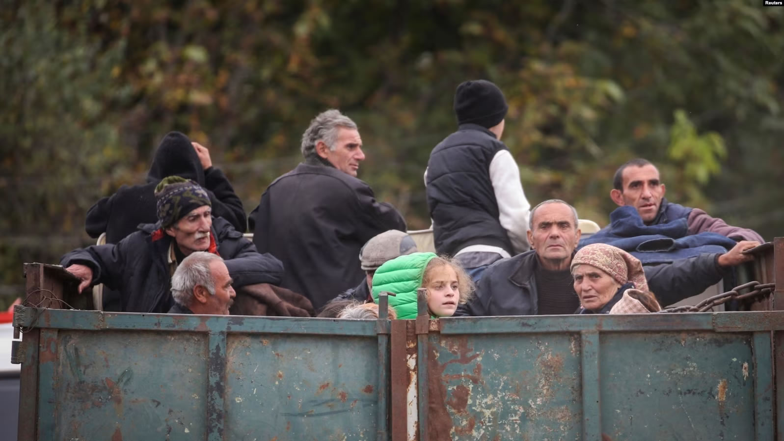 Pay Raises for Officials, No Additional Housing Aid for Artsakh Refugees: Government Priorities Draw Criticism Pay Raises for Officials, No Additional Housing Aid for Artsakh Refugees: Government Priorities Draw Criticism
