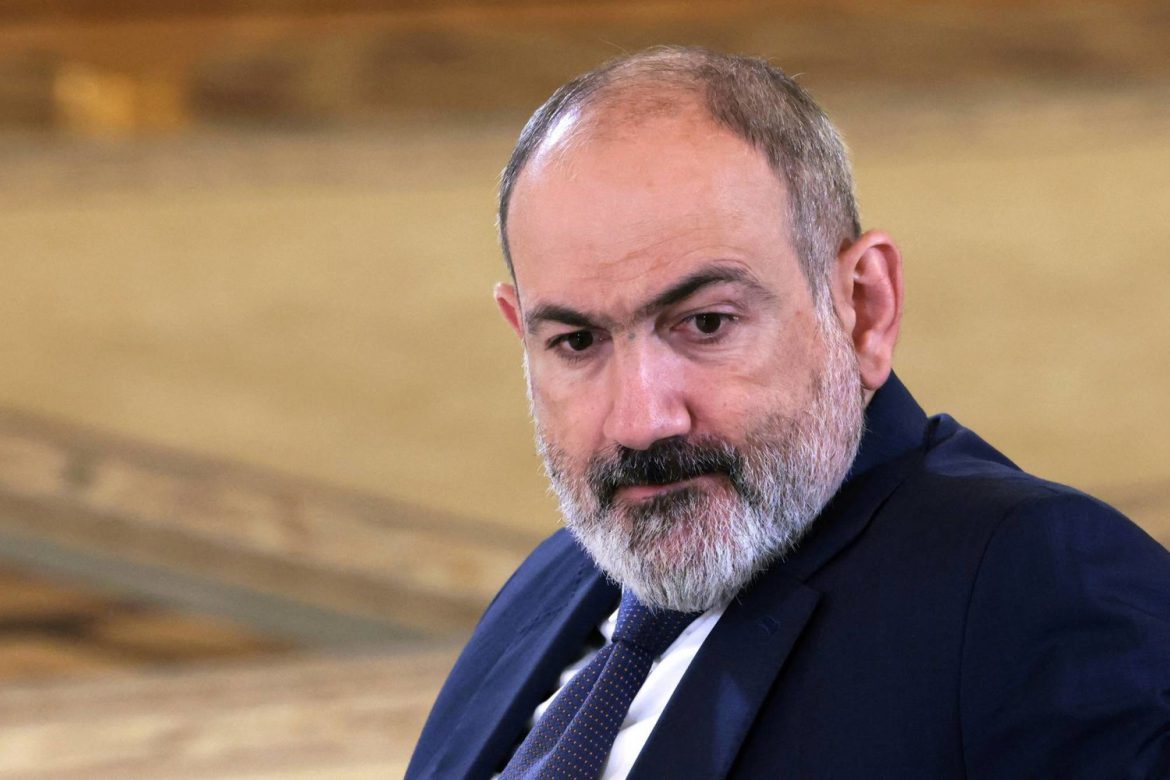 Pashinyan Boasts About Armenia’s Fake Democracy at European Parliament