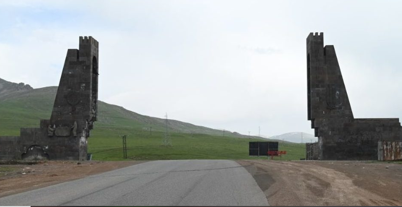 Հայաստանը ենթադրում է, որ «Զանգեզուրի միջանցքի» հարցում Բաքուի եւ Մոսկուայի միջեւ կայ գործարք, ինչին Անկարան հանգիստ համաձայնել է. Թոմաս դէ Վաալ