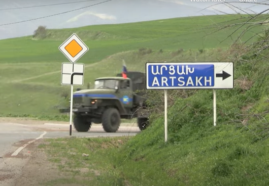 Ռուս խաղաղապահների շարասիւնը ԼՂ-ից շարժուել է Հայաստան