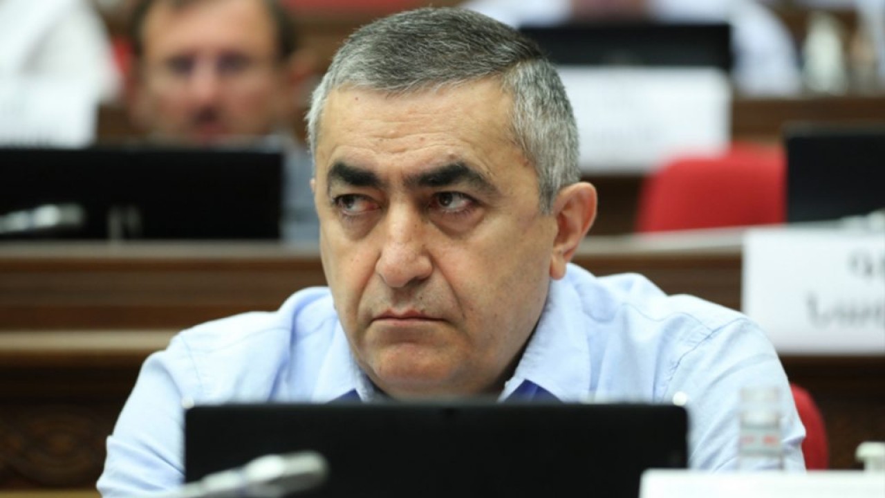 Ազատուել «կապիտուլեացիա, թէ պատերազմ» կործանարար երկընտրանքից. Արմեն ...