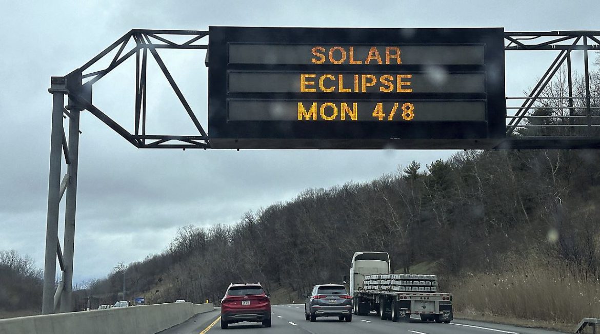 Partial Eclipse in Southern California Monday Morning