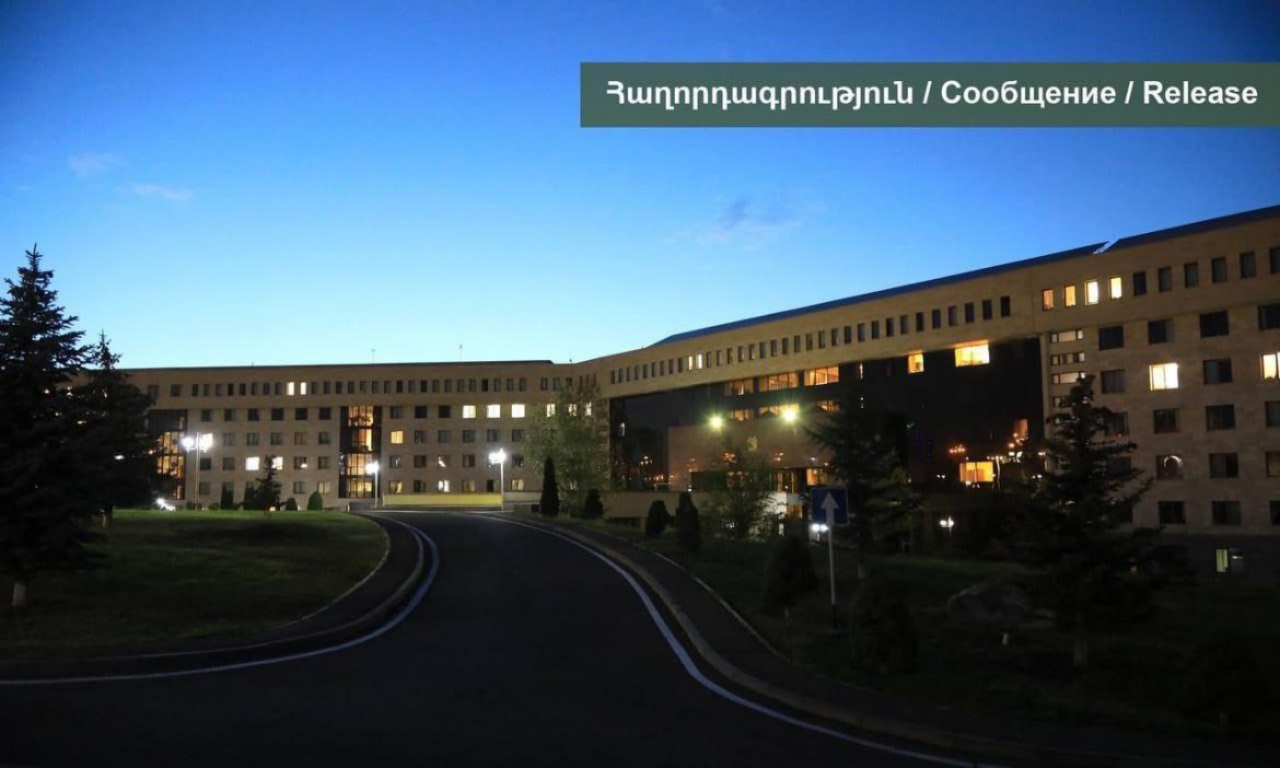 Պաշտպանութեան նախարարութիւնը ազդարարում է՝ Զինուած ուժերին քաղաքական գործընթացների մէջ չը ներքաշել
