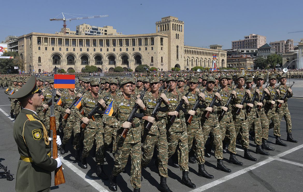 New Armenian Law Encourages Retired Officers to Rejoin Military