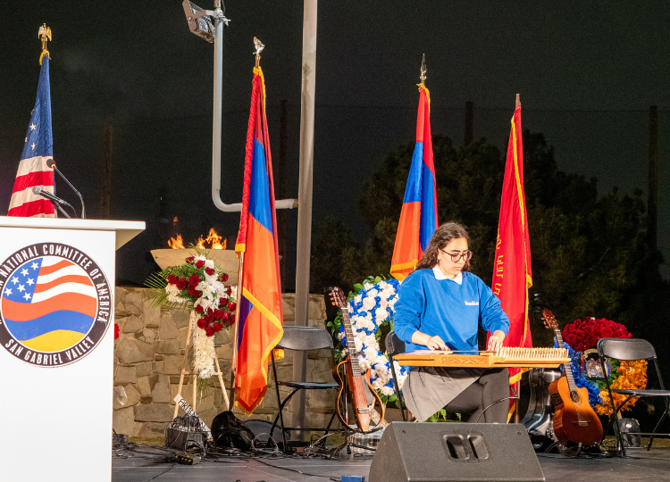 ՀՅԴ Դրօ Կոմիտէն և Սան Գաբրիել Հովիտի Հայ Դատի Յանձնախումբը յիշատակի մոմավառութիւն են կազմակերպել՝ նուիրուած Հայոց Ցեղասպանութեան 110-ամեակին
