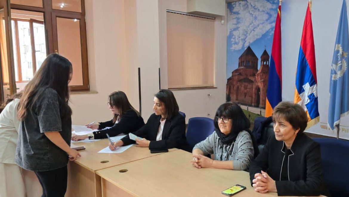 ՀՕՄ-ը եւ Գանատայի հայ համայնքը արցախցի ուսանողների կողքին. Արցախցի 310 ուսանող միանուագ կրթաթոշակ է ստացել
