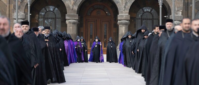 Hayakve warns of threat to religious freedom in Armenia