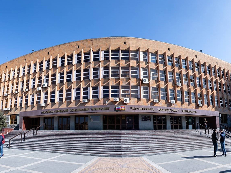 Armenian Government Cuts Support for Artsakh Refugee Students