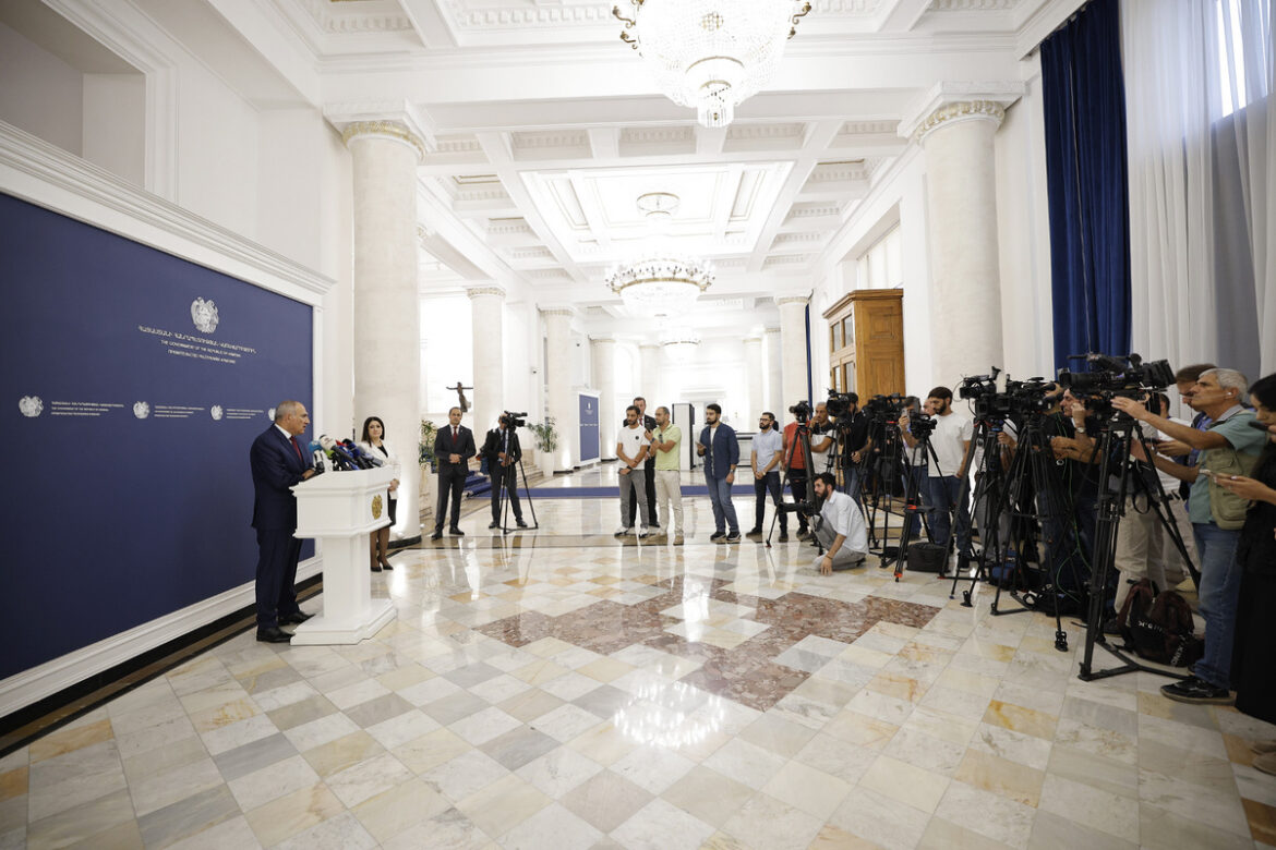 Armenia Signals End to Defense Spending Increases as Baku Escalates Rhetoric