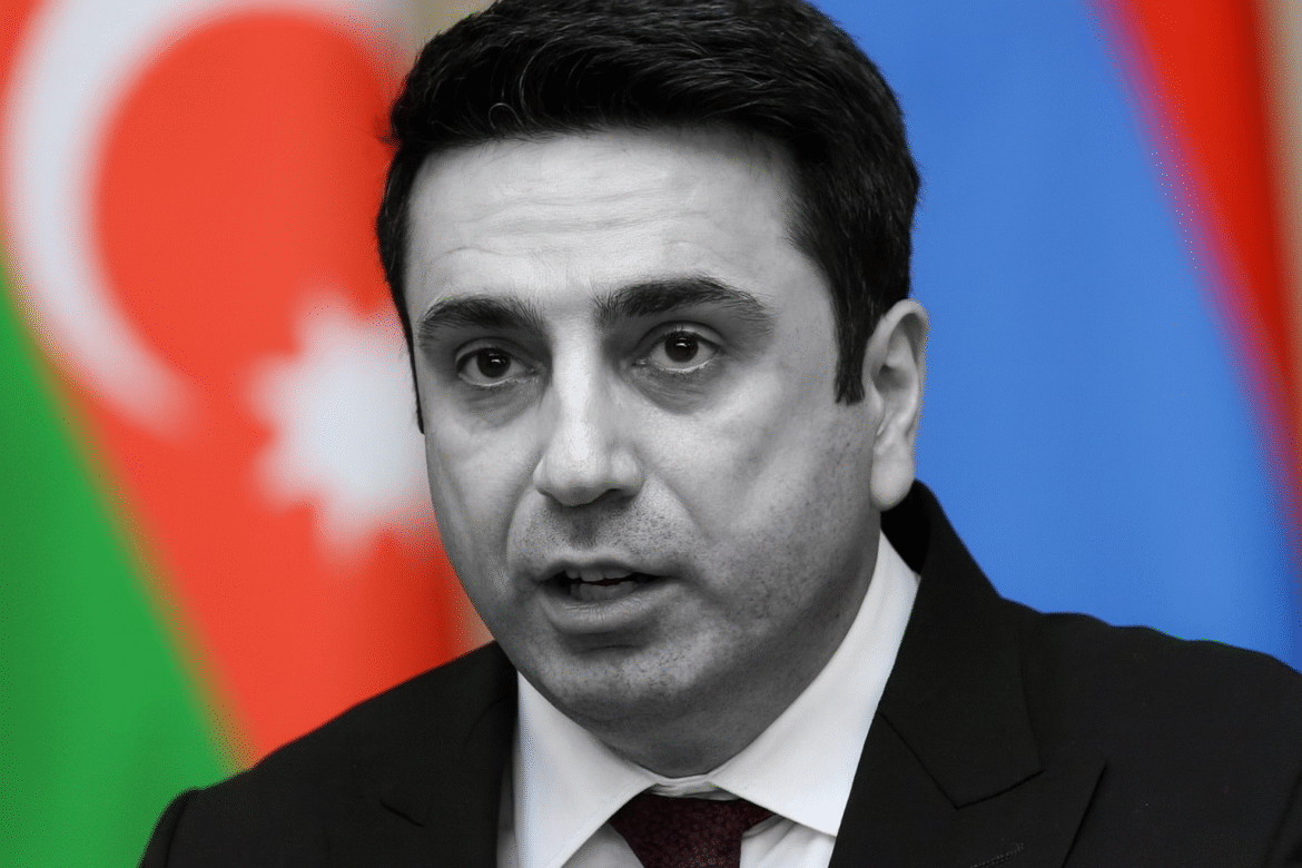 Ադրբեջանական մամուլը հրճուանքի մէջ է. երեկուանից Ալէն Սիմոնեանից են մէջբերում