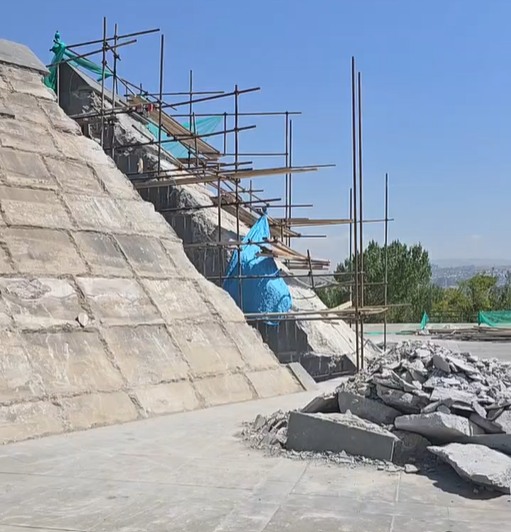 Պահանջում ենք ներողութիւն խնդրել հանրութիւնից