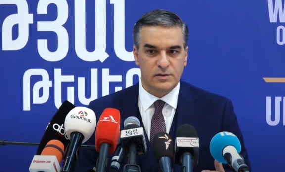 «Մենք յաւակնում ենք իշխանութիւն ձեւաւորելու, ես յաւակնում եմ վարչապետի պաշտօնին». Արման Թաթոյեան
