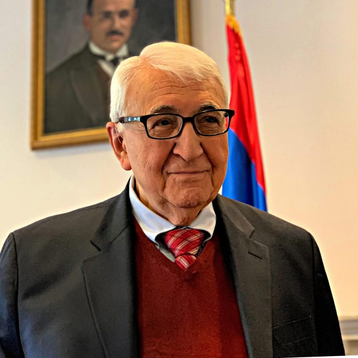 Լռութիւնը յղի է բախտորոշ անյայտներով