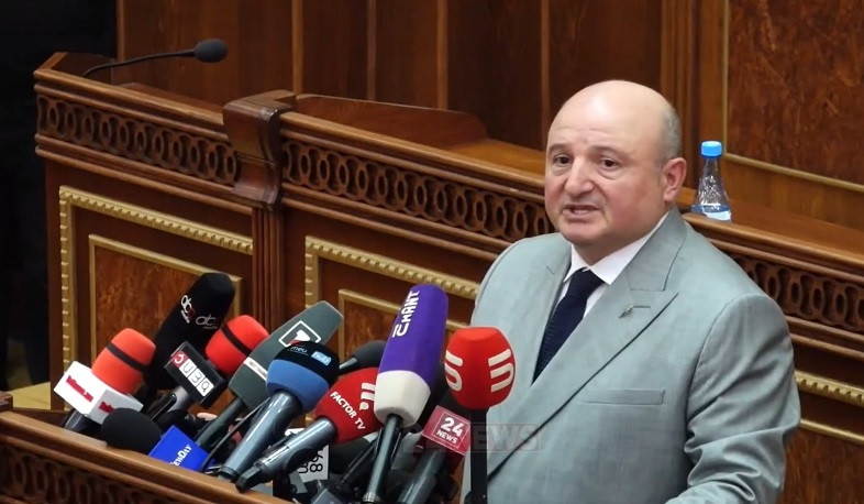 Pashinyan’s Ally Confirms Plan to Remove Opposition Mayor of Gyumri