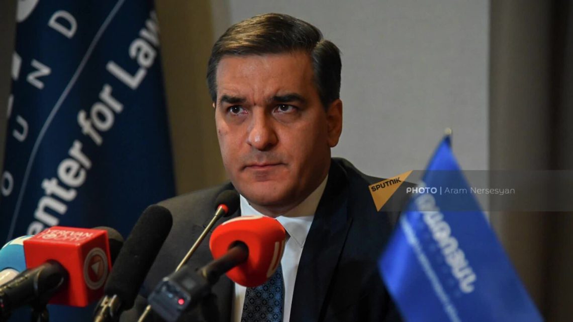 Նիկոլ Փաշինեանը նպաստում է ադրբեջանական քաղաքականութեան զաւթողական իրացմանը. Արման Թաթոյեան