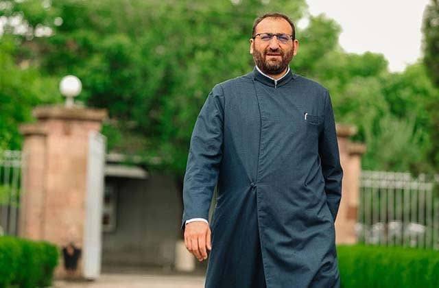 Գառնիկ Դանիելեանի արձագանքը Արշակ Սրբազանի ձերբակալութեանը. Սա ոչ այլ ինչ է, քան պետական տեռոր