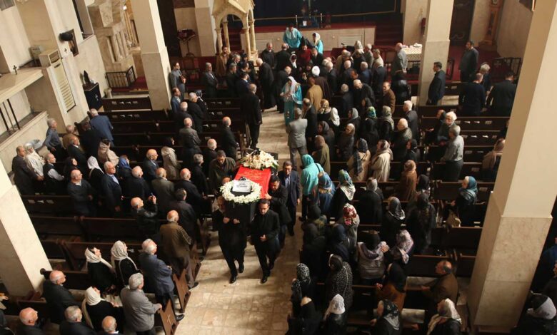 Իրանահայութիւնն իր վերջին հրաժեշտը տուեց Վարդան Վարդանեանին