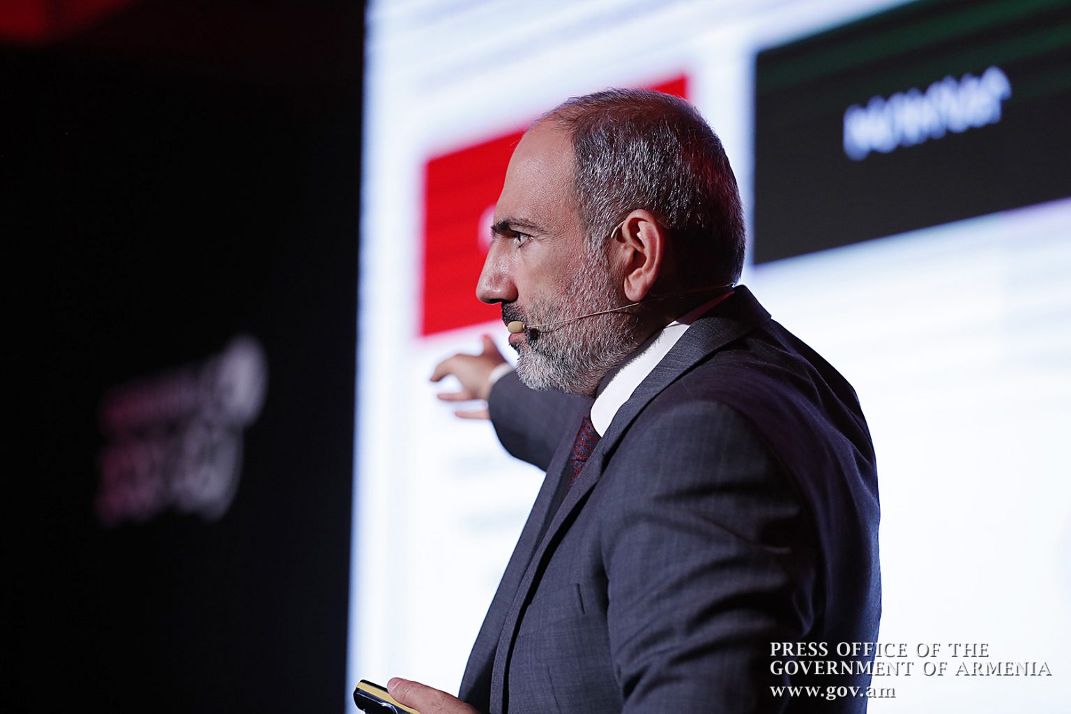 Pashinyan Sets Unrealistic Goals for 2025; Long After He's Gone