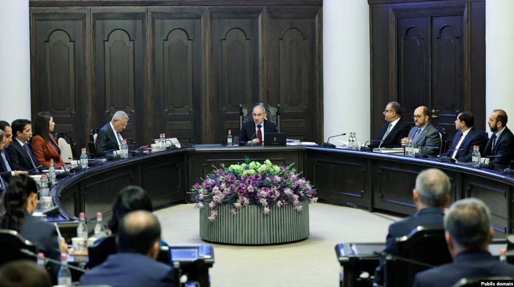 Government Hides Bonus Payouts to Pashinyan and Ministers