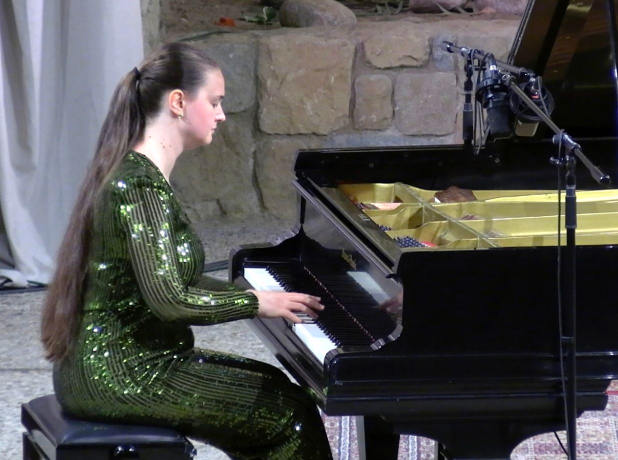 Armenian American Museum Presents Dr. Laura Farré Rozada in Collaboration with Instituto Cervantes of Los Angeles