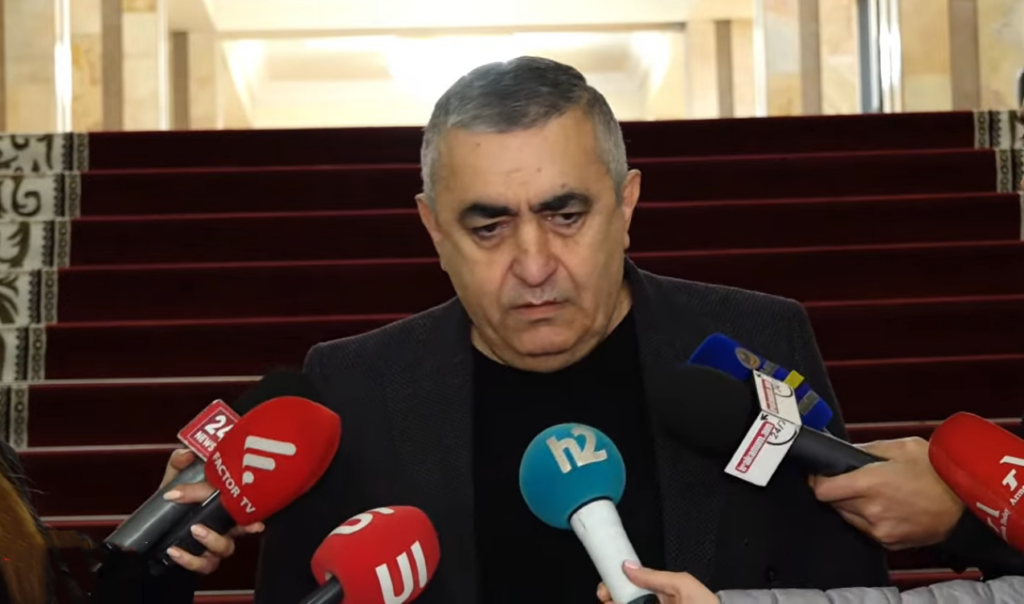 Արմէն Ռուստամեան՝ Այս իշխանութիւնը հերթական անգամ փորձ է անում իր աթոռը պահելու համար մանեւրել