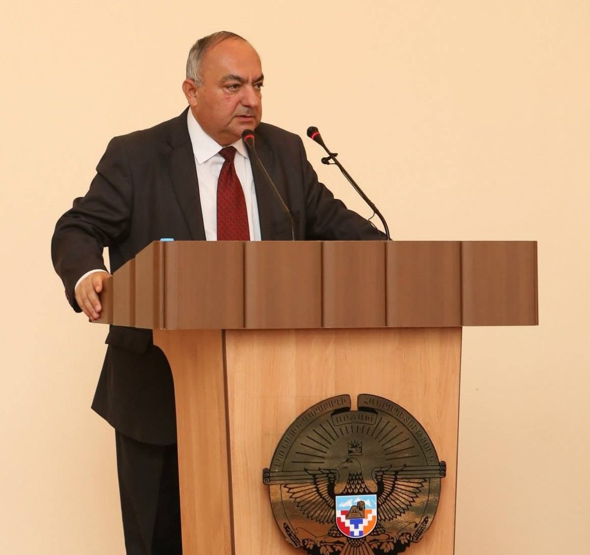 «Ապառաժ»-ը զրուցել է Արցախի Ազգային ժողովի նախկին պատգամաւոր, պատմաբան Արմէն Սարգսեանի հետ