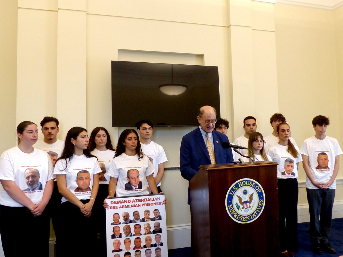 Congressional Leaders Demand Release of Armenian Hostages