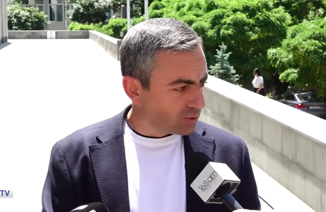 Իշխան Սաղաթելեանի բնակարանից ոչինչ չեն գտել. Փաստաբան