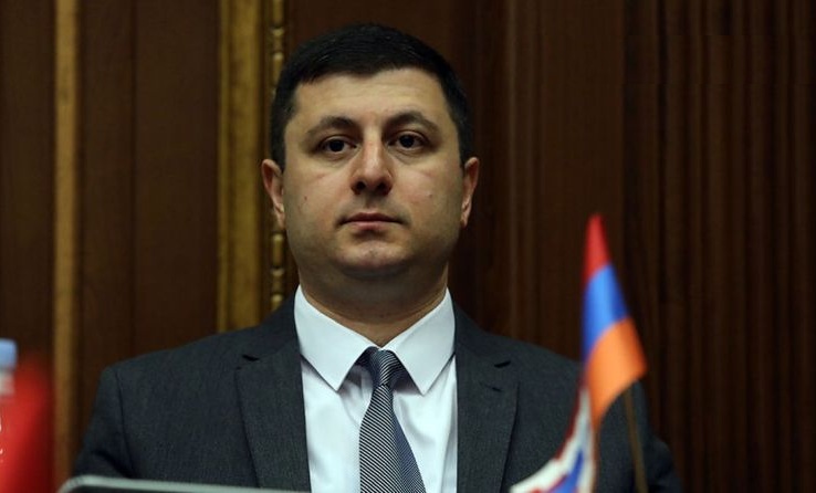 Միջազգային դերակատարները պաշտպանել են Արցախի ինքնորոշման իրաւունքը, իսկ փաշինեանական իշխանութիւնը մերժել է այդ մօտեցումն ու Արցախը յանձնել Ադրբեջանին