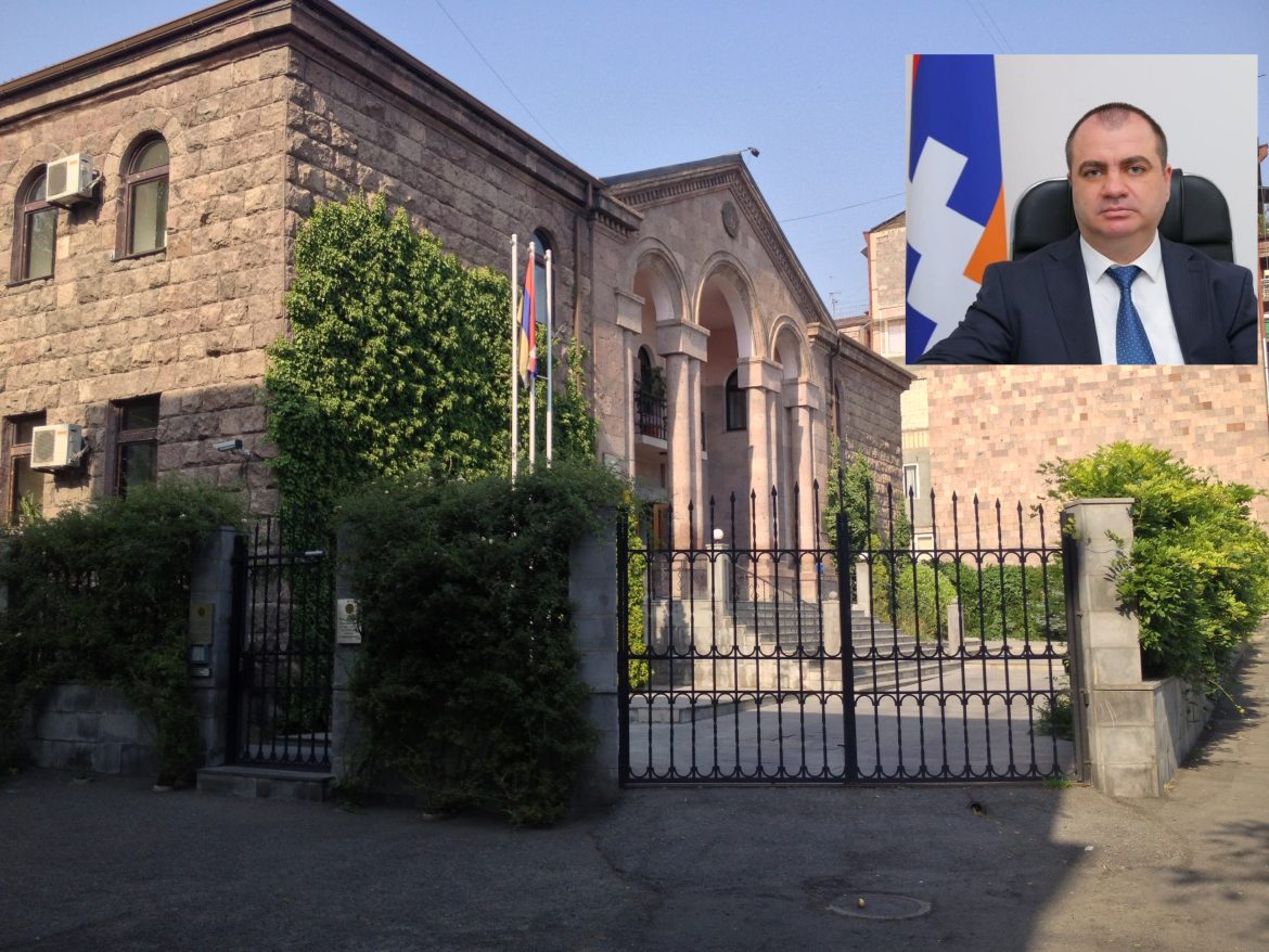 Արցախի քաղաքական գործիչները թեժ քննարկումների մէջ են