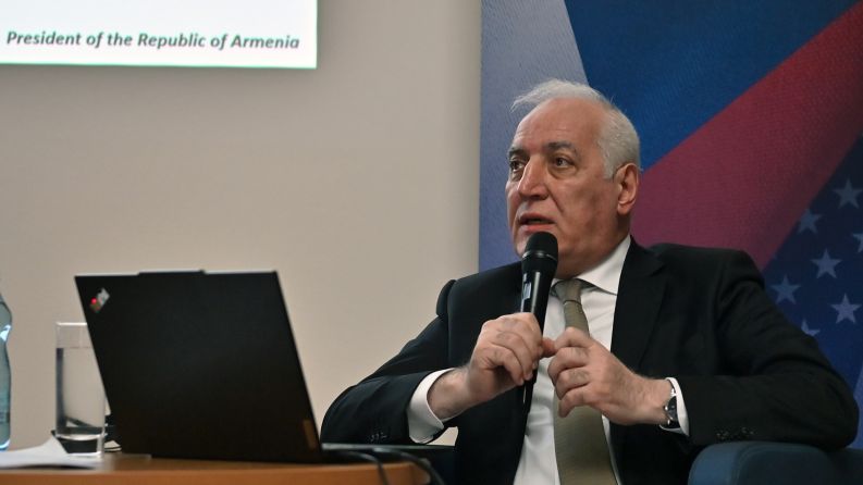 «44-օրեայ պատերազմի ժամանակ 4800 զոհ ունեցանք». Խաչատուրեանի «վրիպակը»