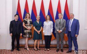 «Հայաստան» խմբակցութեան անդամները տեսնուած են Շուէտի, Հոլանտայի եւ Պելճիքայի դեսպաններուն հետ