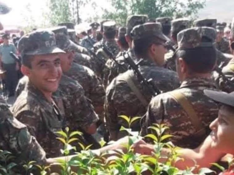 Աւետիս Պուլուզեանի յիշատակին