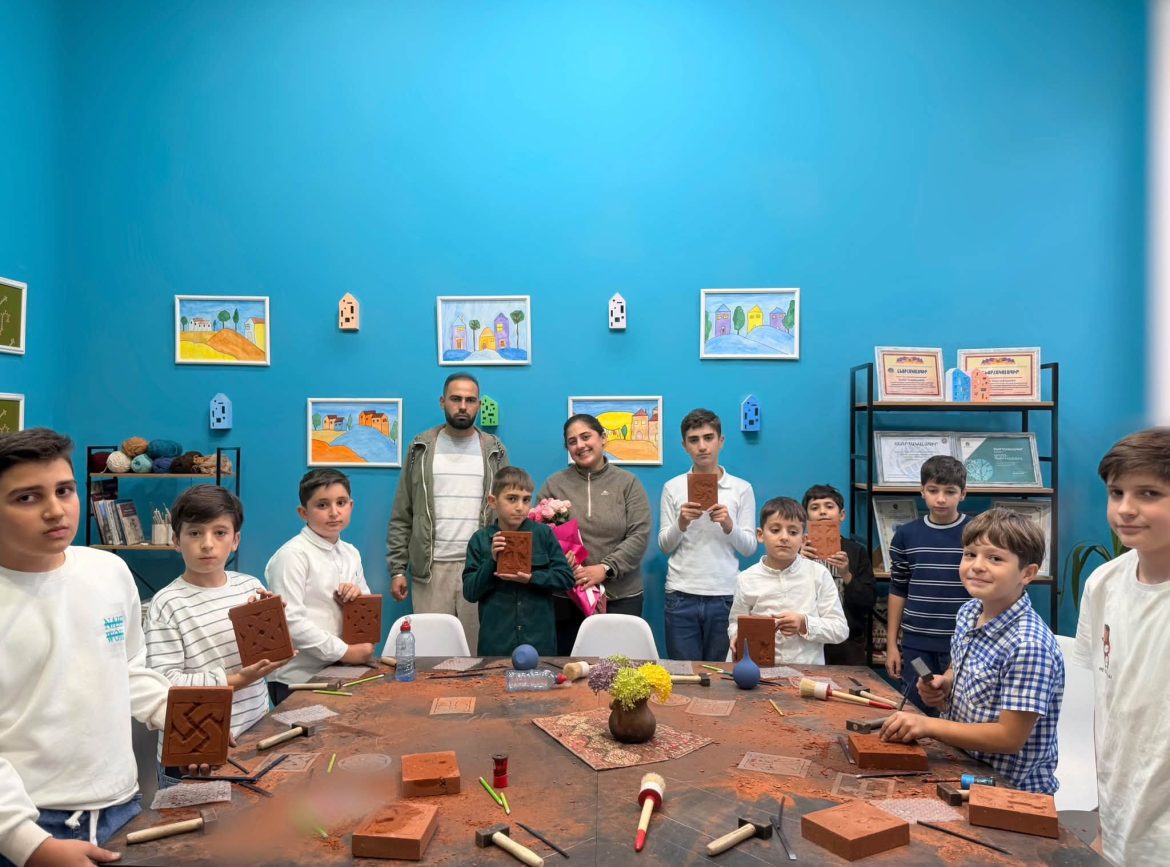 Master Khachkar Carver Narine Poladian Visits Lorik Fund’s Artsakh Tsil Arts Studio in Gyumri