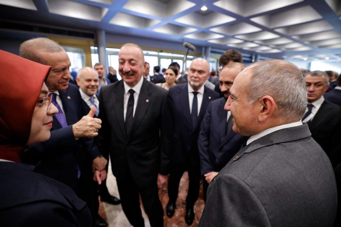 Turkish and Azeri Media Outlets Respond to My Article on Diaspora vs. Pashinyan